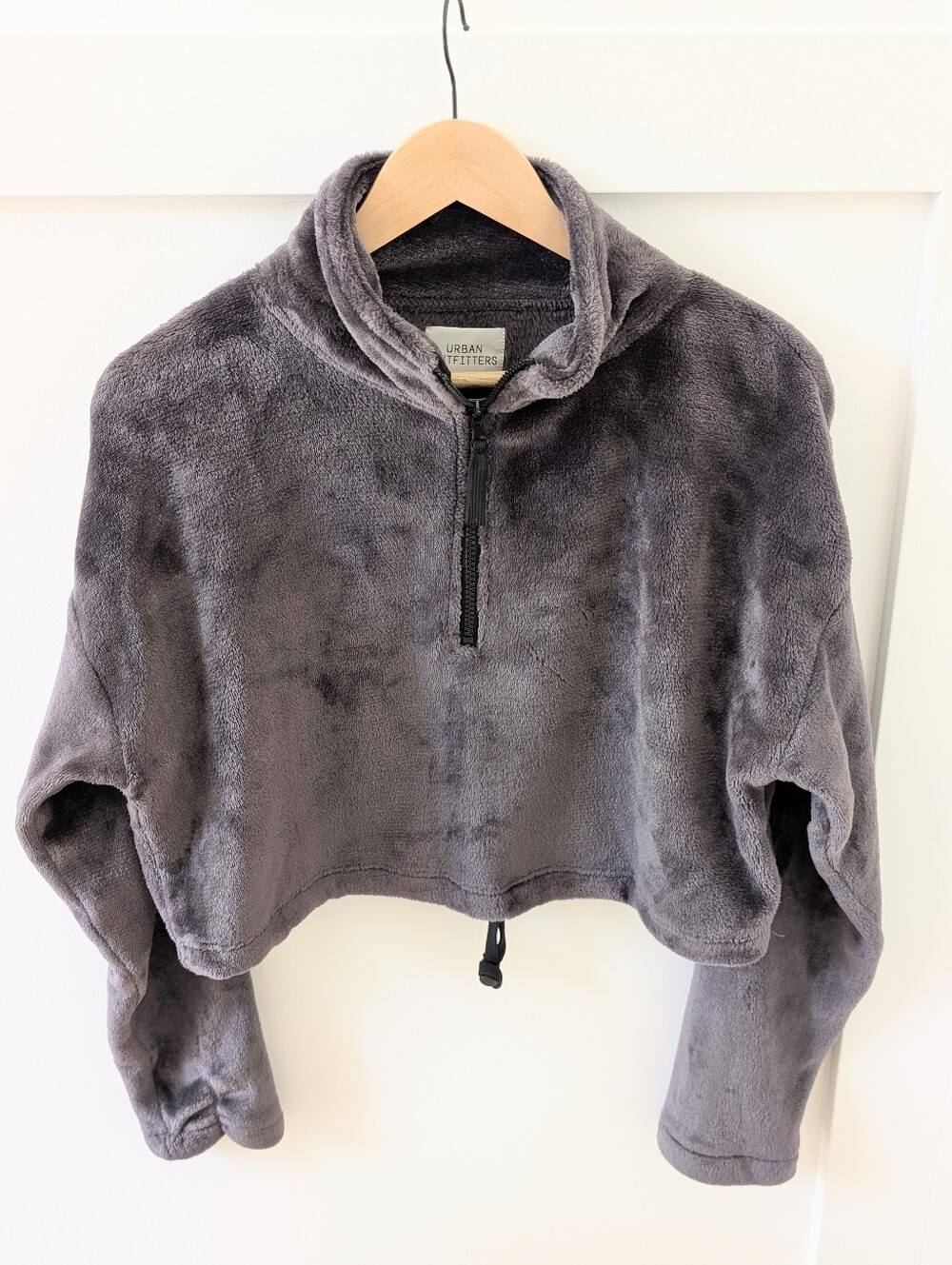 Urban Outfitters Plush Half-Zip Turtleneck Pullover - Dark Charcoal
